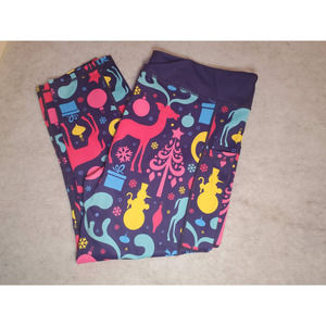 Constantly Varied Gear XX-Large Capri Length Limited Holiday Print Leggings